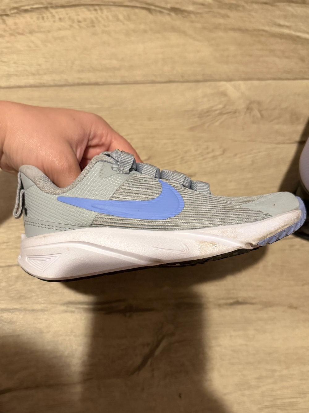 Nike tennis shoes